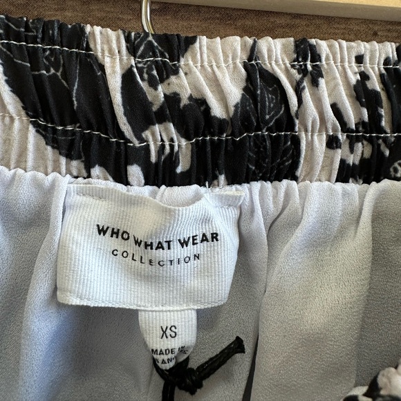 Who What Wear Shorts Women’s Size XS Black Pressed Floral Drawstring Waist NWT - Picture 6 of 6